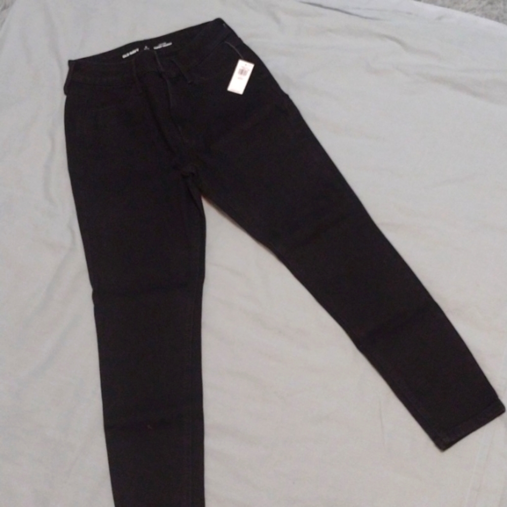 Black high-rise super skinny jeans